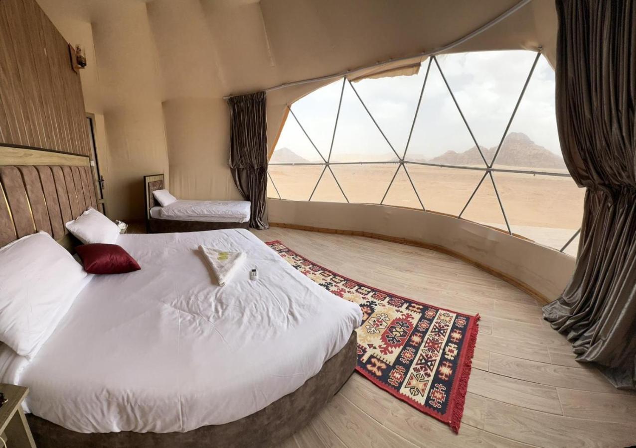 Rum Island Luxury Camp & Bubbles Hotel 瓦迪拉姆 外观 照片