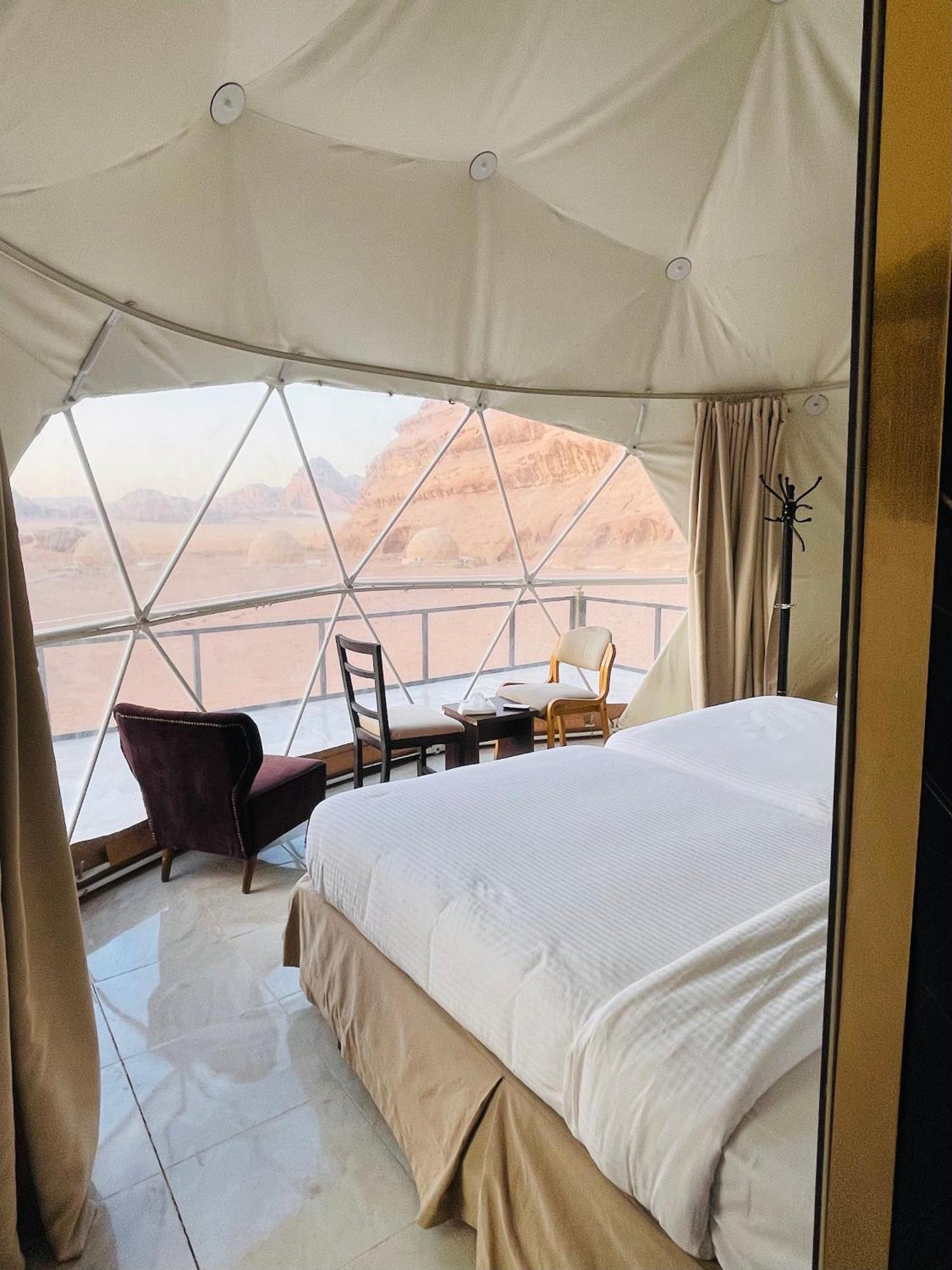 Rum Island Luxury Camp & Bubbles Hotel 瓦迪拉姆 外观 照片