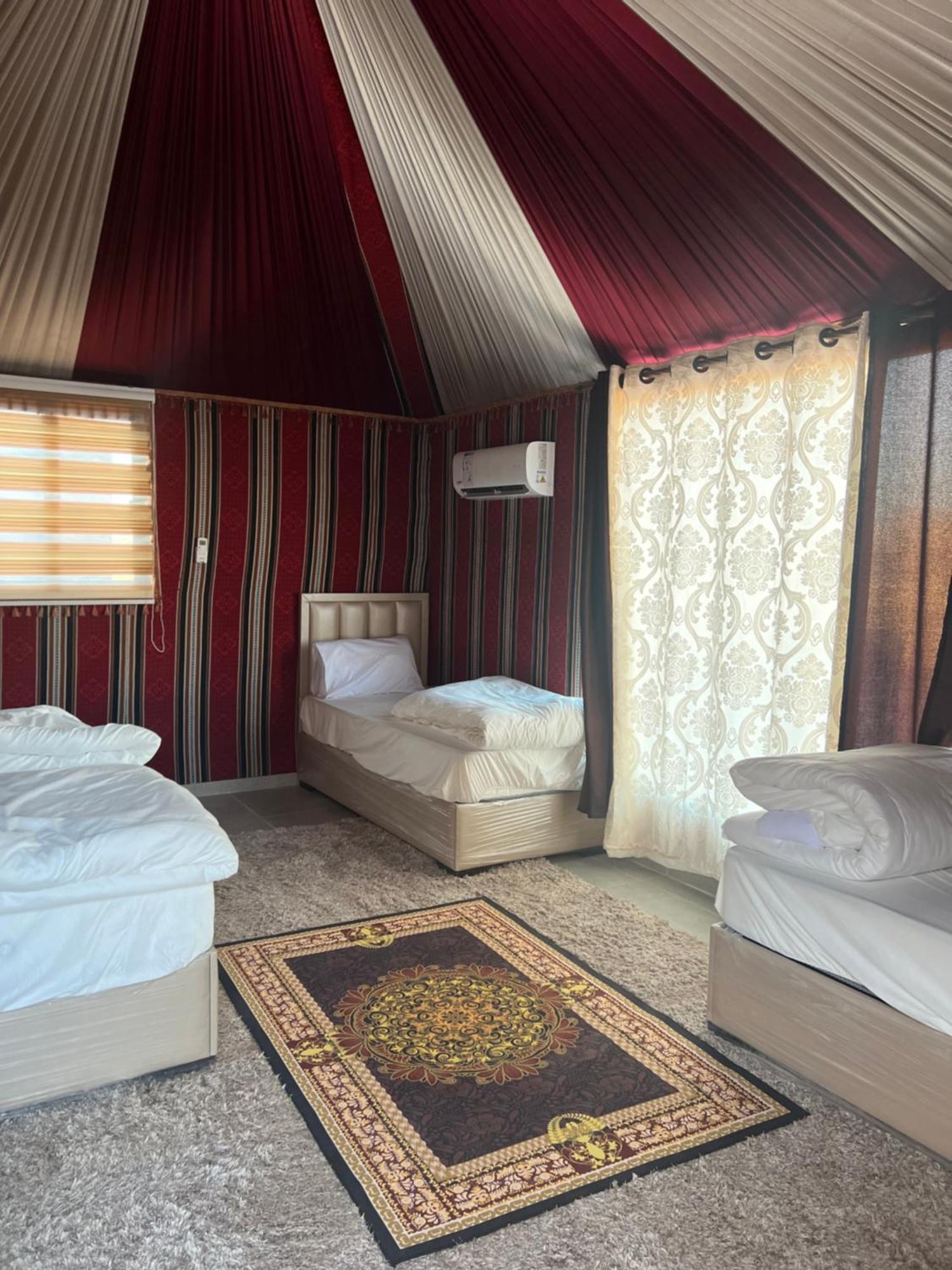 Rum Island Luxury Camp & Bubbles Hotel 瓦迪拉姆 外观 照片
