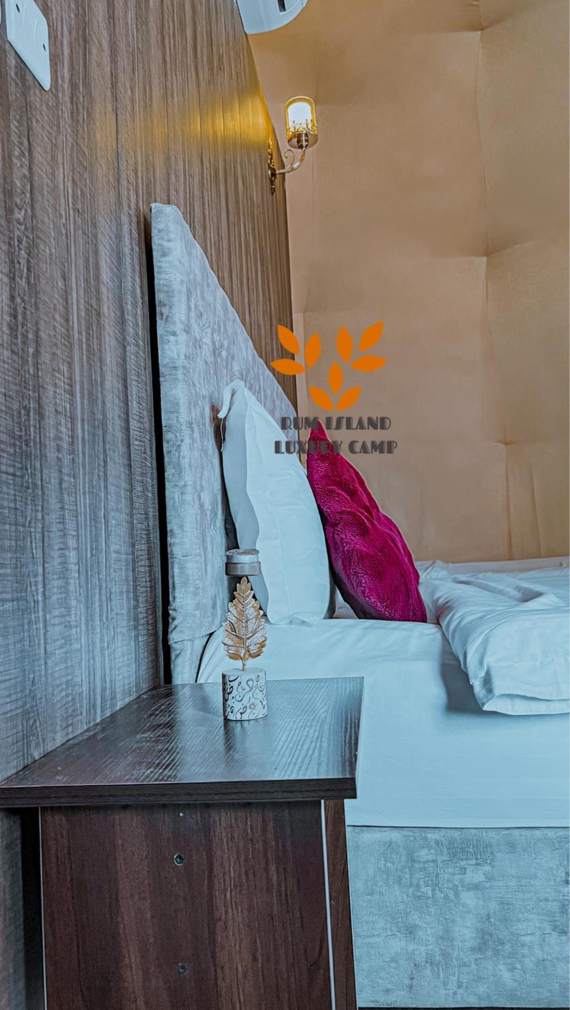 Rum Island Luxury Camp & Bubbles Hotel 瓦迪拉姆 外观 照片